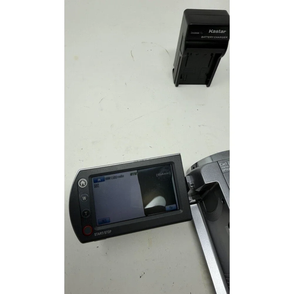 Sony DCR-SR62 Standard Definition Camcorder (Silver) 30GB HDD, Nightshot Mode
